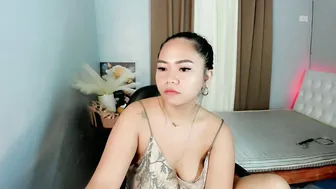 Rhea_xoxo webcam 04-07-2026