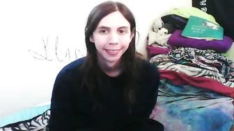 totalfuckingadorable anal posing on cam