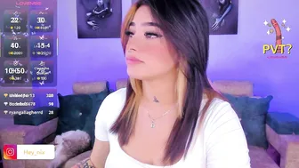 Cute_sarita18 webcam chat cam