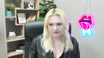 Lilysweetxo young chat cam sex