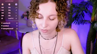 sunnyshy_mia feet hot live cam video