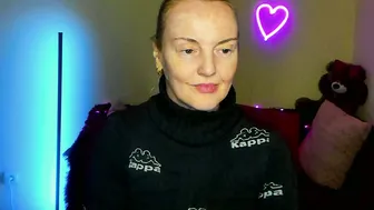 Bella_hadatt natural cam video