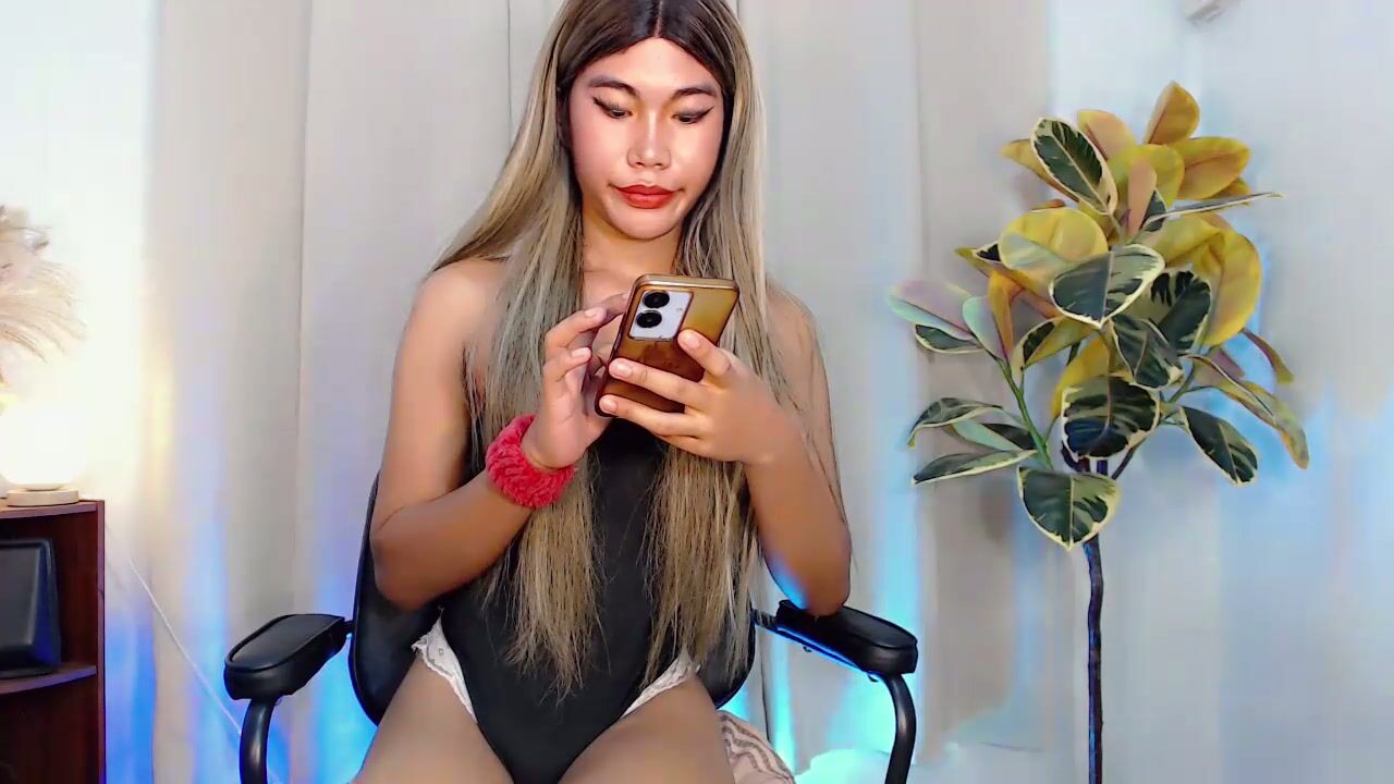 Miasex980271 asian - (04-07-2026)
