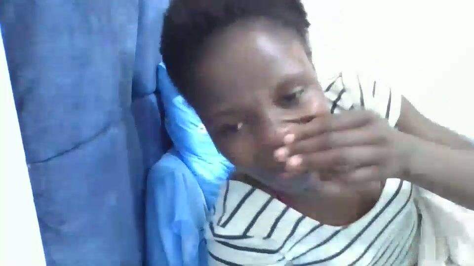 Pretty_petite_ebony amateur cam video 08 April 2026