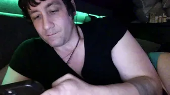 Dylanjowelch cam sex chat 08 April 2026