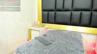Valerybellotti heels sex chat