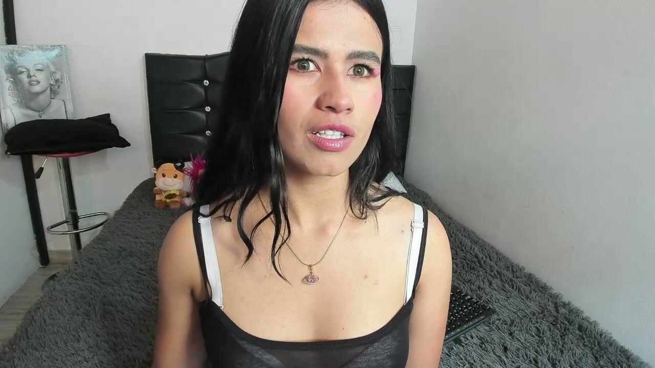 latinaqueen023 amateur cam - 04-08-2026