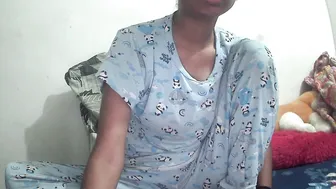 The_right_girl cam nude posing on webcam