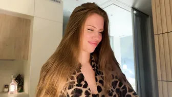 kiramystery blonde sex chat