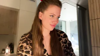 kiramystery blonde sex chat