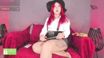 Sharoon_gold posing on webcam chat sex