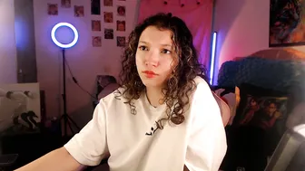 ally_donfort cute - 04-09-2026