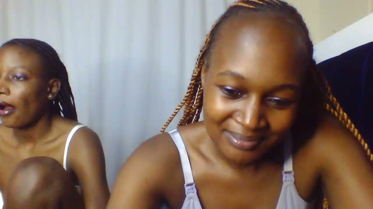 nutgal_ webcam chat 09 April 2026