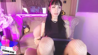 _sabrinaa_1 18 10-Apr-26