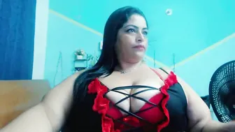 Nickyribeiro curvy porn chat