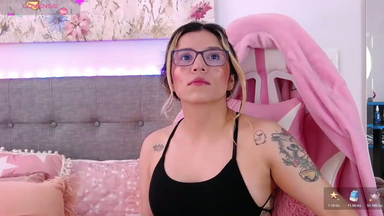 anntonellalee horny amateur 04-09-2026