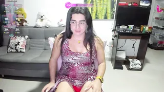 khalifa_gold recorded nude video 898855