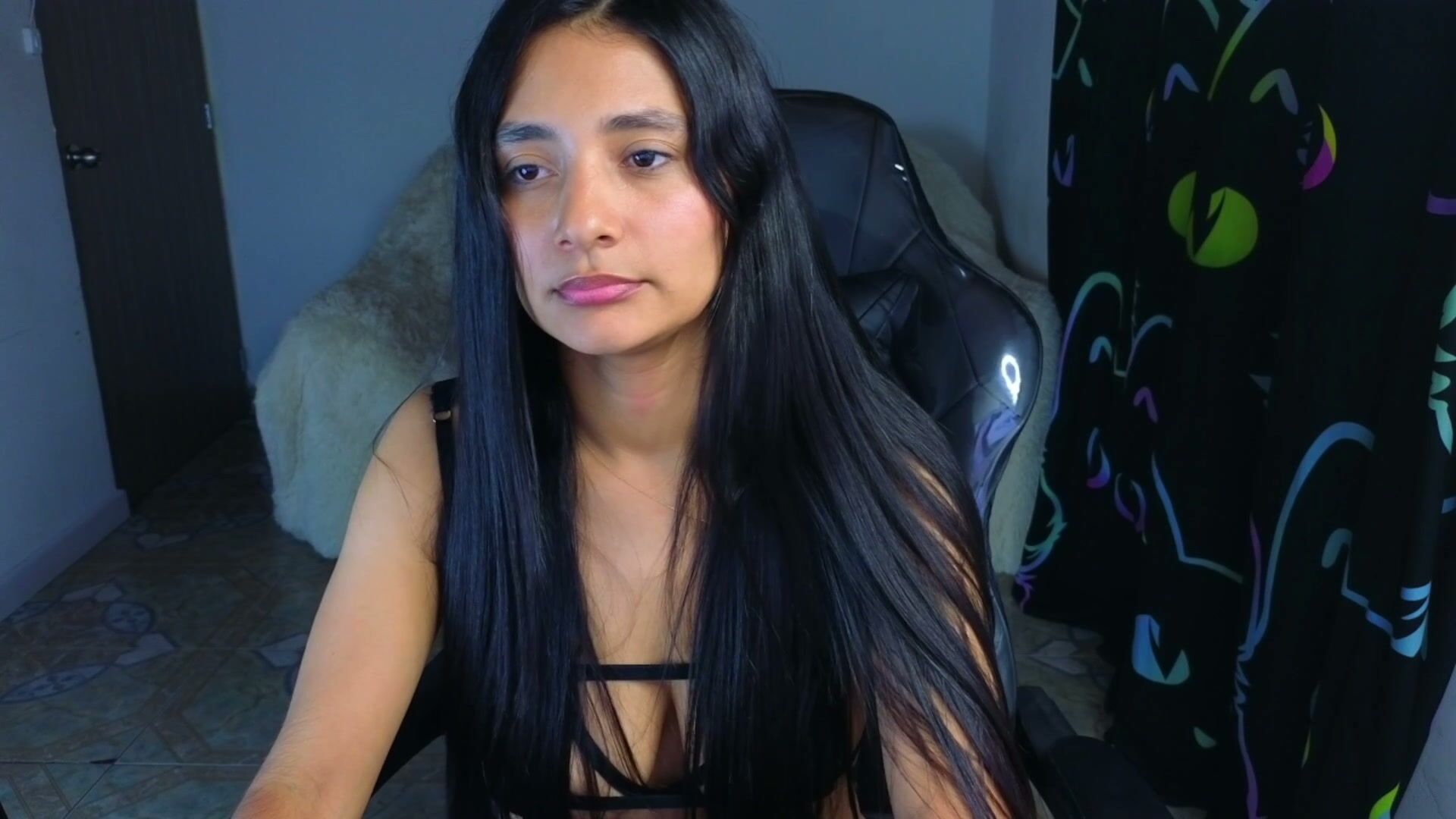 sharlott_pamela (04-10-2026) chat cam porn
