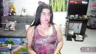 khalifa_gold recorded nude video 899772