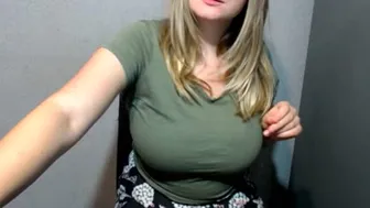 royalboobs 2024-10-04 00:43:42