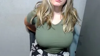 royalboobs 2024-10-04 00:43:42