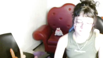 petite_melodyy live cam video 04/10/2026