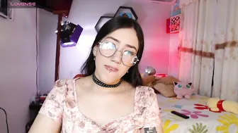 aurora_shy_ recorded nude video 900330