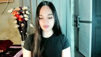 Hilarymolly relationship 10-Apr-2026