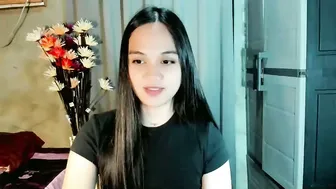 Hilarymolly relationship 10-Apr-2026