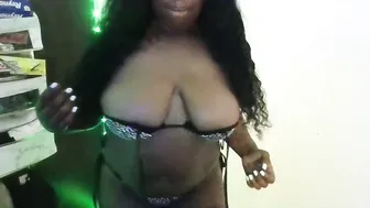 mygoldenaerols recorded nude video 902220