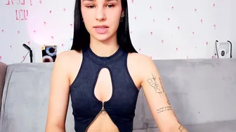 pixie_molly porn cam video 04-15-2026