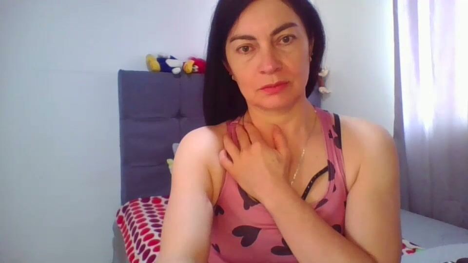 Renata_hot1 horny amateur (04-14-2026)