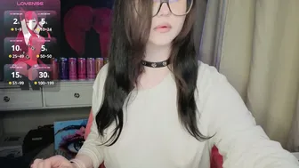 lilhornyprincess naked on cam - 04-11-2026
