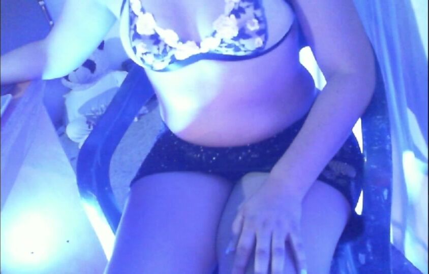 Anacarada 04/13/2026 naturalbigtits