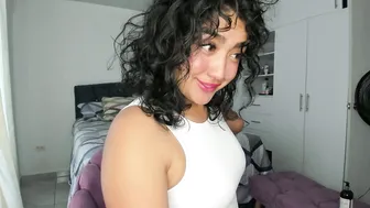 ema_saenz hot live cam video (04-12-2026)