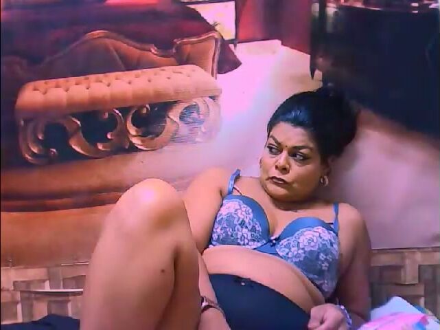 Indiancherrypie cam show 13-Apr-26