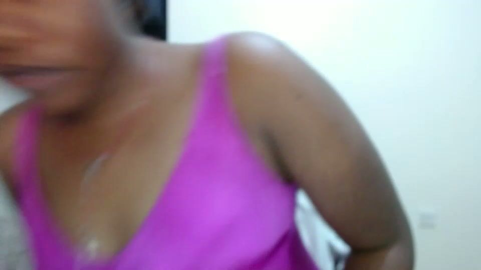 Queen_12344 porn sex chat 04-13-2026