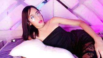 Julietta_fox porn 04/13/2026