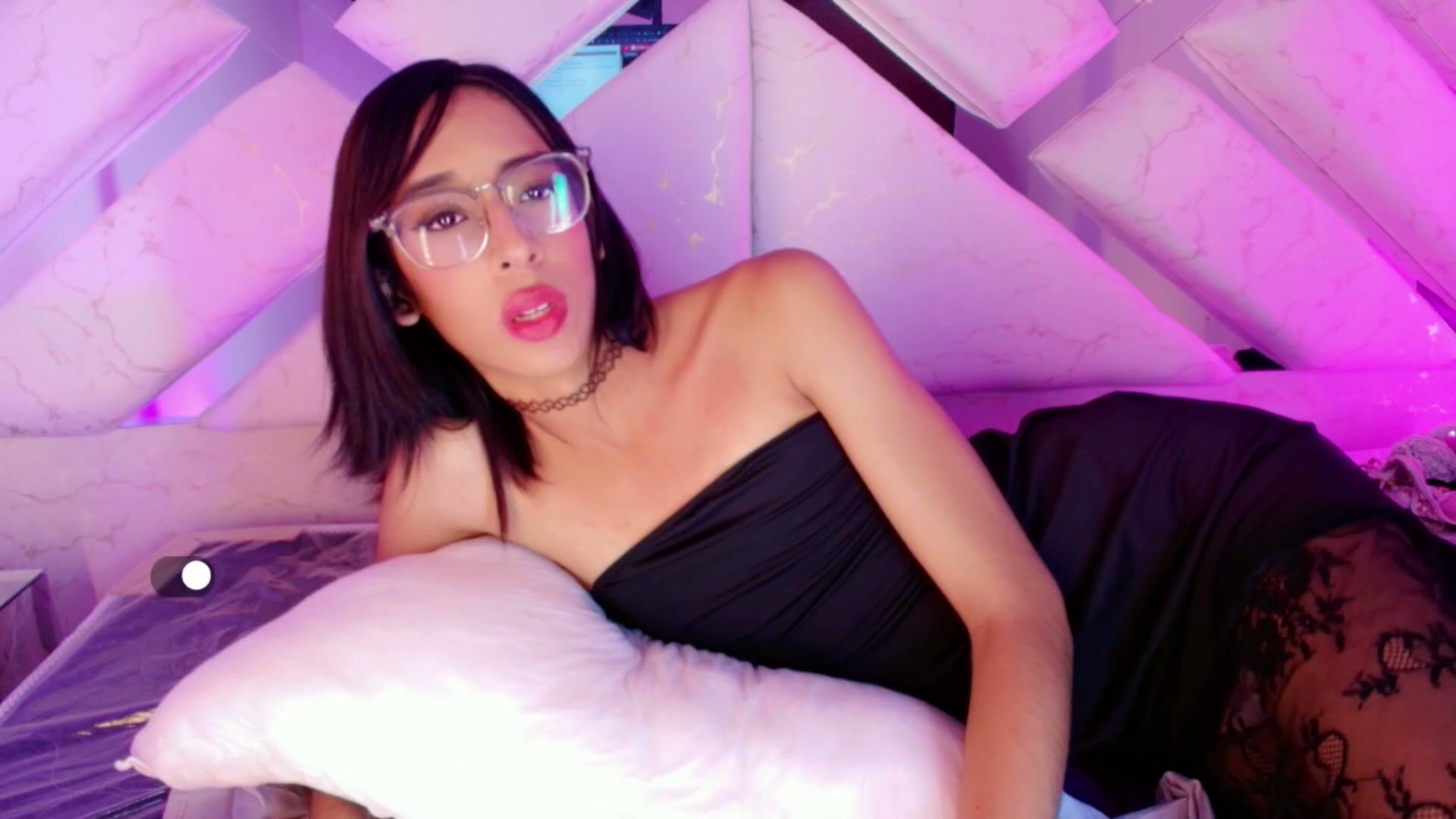 Julietta_fox porn 04/13/2026