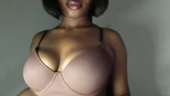 Ebony_pussy98 femdom nude on cam