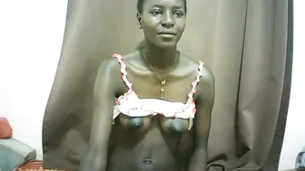 queen_0012 recorded nude video 905023