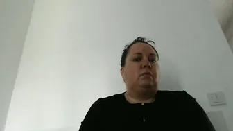 Carlaruth posing on webcam (04-13-2026)
