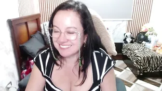 mature_wolf latina - 13-Apr-2026