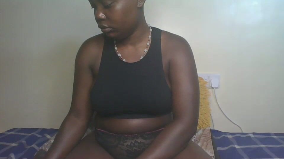 Body_tea nude cam 04/13/2026