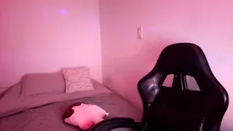 laura_d23 recorded nude video 906120