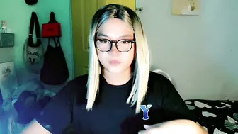 Krezikeed wifematerial webcam chat