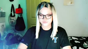Krezikeed wifematerial webcam chat