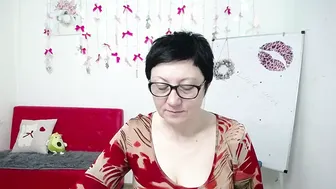 emilyl0vee nude 04-15-2026