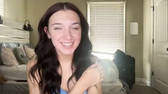 Alyydanielle on live cam 15-Apr-26