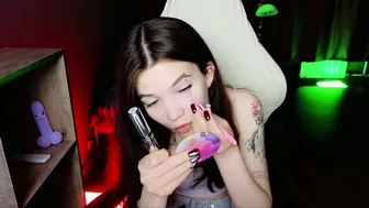 gg_viper recorded nude video 907189